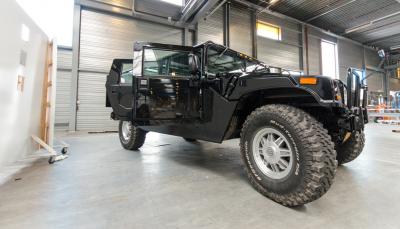 Showcase Hummer deel 6: geluidsisolatie en ontdreuning van een Hummer H1