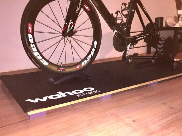 Contactgeluid van een hometrainer dempen